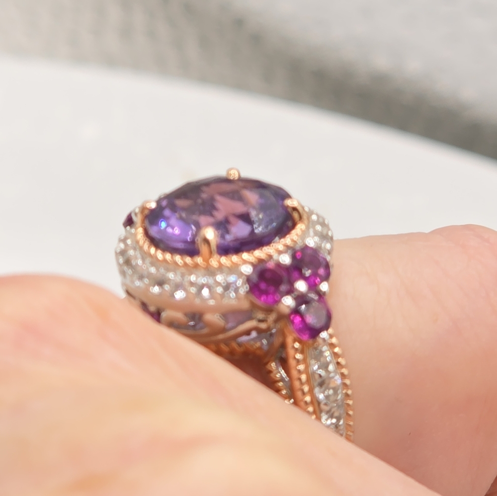 Glorious Victoria Wieck  African Amethyst And Rhodolite Garnet Ring - Picture 9 of 10